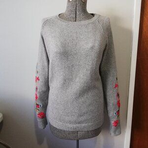 Garcia Jeans Cotton Blend Sweater with Embroidered Flowers